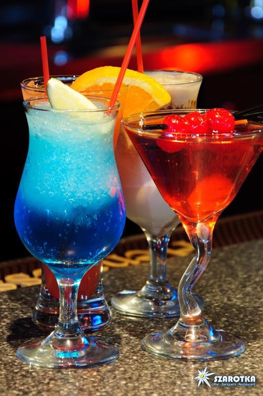 Cocktails served at Szarotka